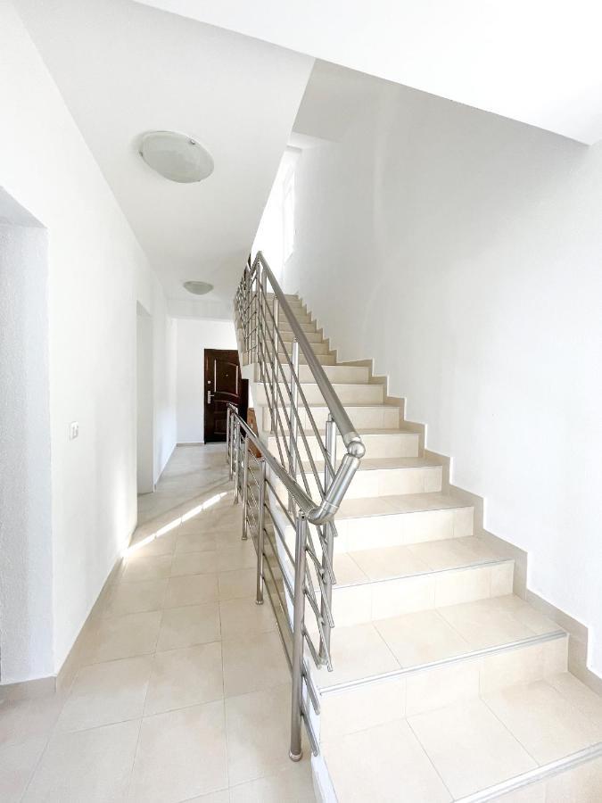Ferienwohnung Upart House Petrovac na moru Exterior foto