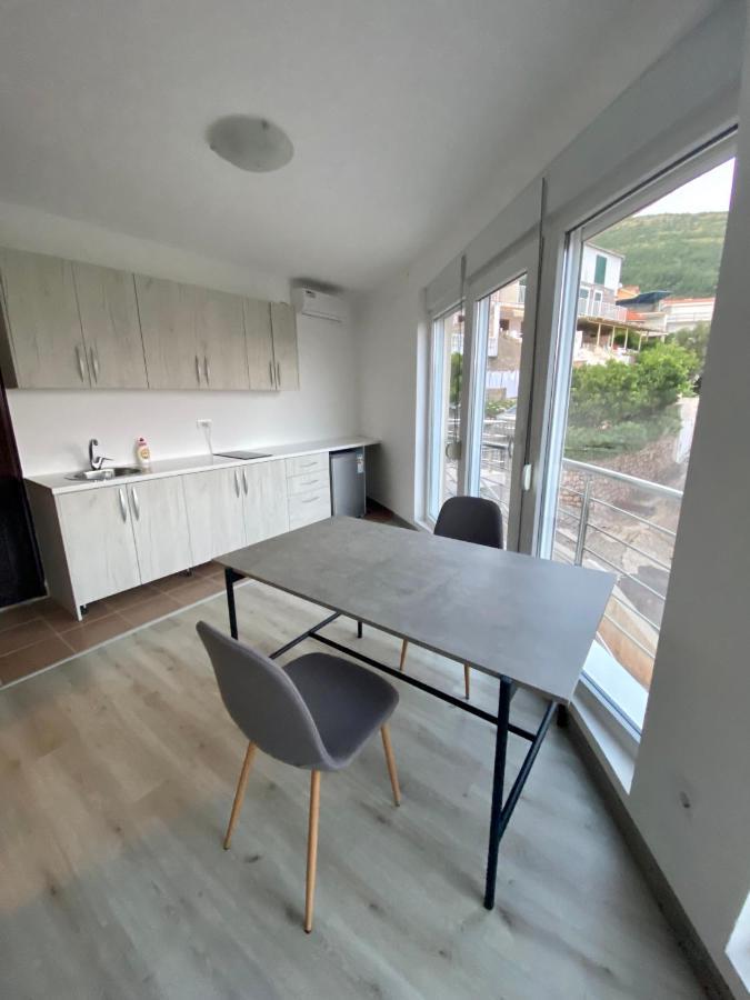 Ferienwohnung Upart House Petrovac na moru Exterior foto