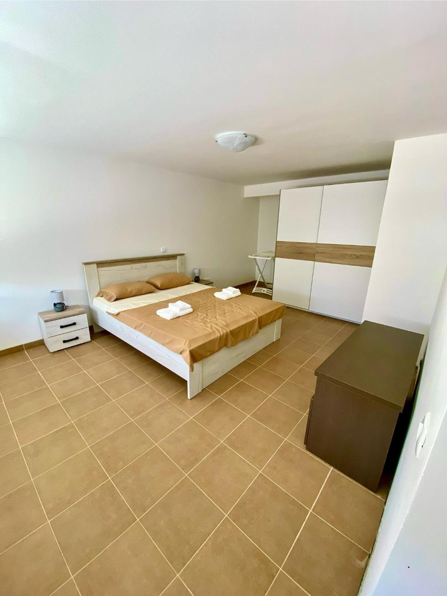 Ferienwohnung Upart House Petrovac na moru Exterior foto